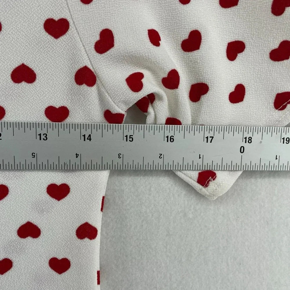 Pretty Little Thing Dress Women's Sz 4 Mini Bodycon White Heart Print High Neck - Picture 3 of 11